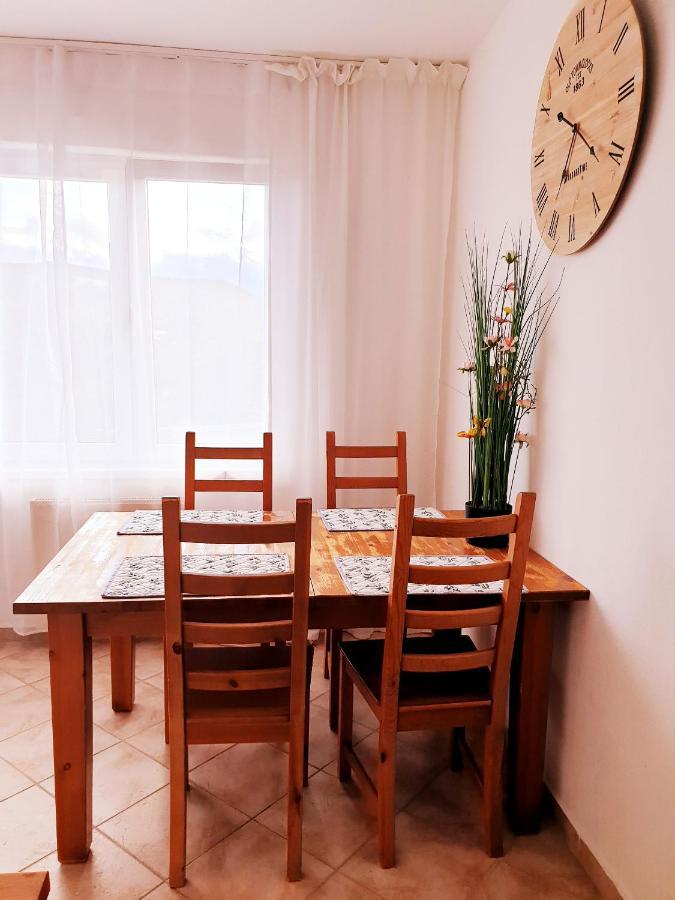 Apartman Terminal, Self Check-In 24 H, Free Parking Банська Бистриця Екстер'єр фото